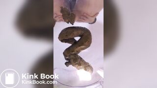 SCAT - Sexy girls Pooping 24