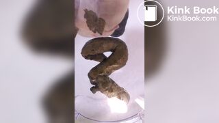 SCAT - Sexy girls Pooping 24