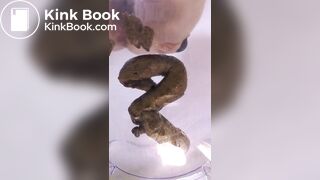 SCAT - Sexy girls Pooping 24