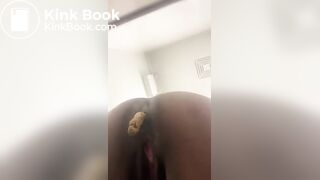SCAT - Sexy girls Pooping 30