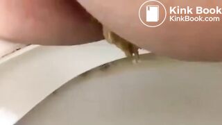 SCAT - Sexy girls Pooping 26