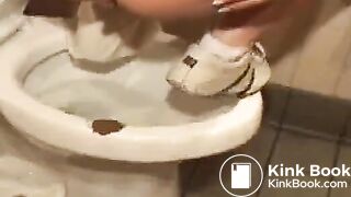 SCAT - Sexy girls Pooping 26