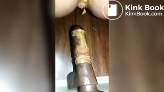 SCAT - Sexy girls Pooping 32