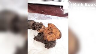 SCAT - Sexy girls Pooping 32