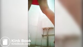 SCAT - Sexy girls Pooping 32