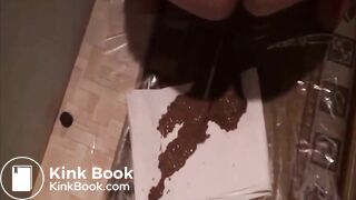 SCAT - Sexy girls Pooping 32