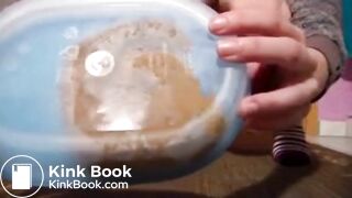SCAT - Sexy girls Pooping 33