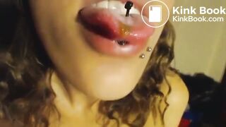 SCAT - Sexy girls Pooping 34