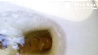 SCAT - Sexy girls Pooping 24