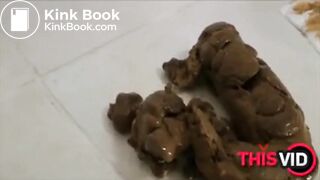 SCAT - Sexy girls Pooping 29