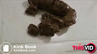 SCAT - Sexy girls Pooping 29