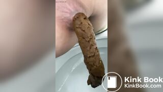 SCAT - Sexy girls Pooping 25