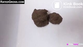 SCAT - Sexy girls Pooping 35