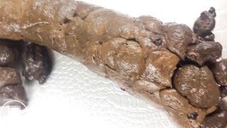 SCAT - Sexy girls Pooping 31