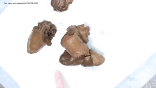 SCAT - Sexy girls Pooping 34