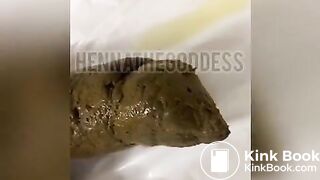 SCAT - Sexy girls Pooping 27