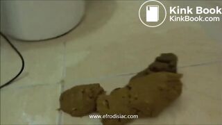 SCAT - Sexy girls Pooping 27
