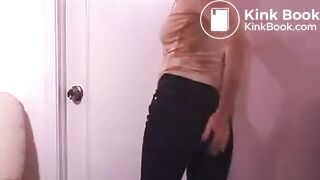 SCAT - Sexy girls Pooping 35