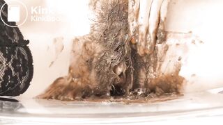 SCAT - Sexy girls Pooping 28