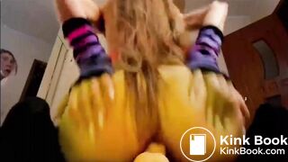 SCAT - Sexy girls Pooping 29