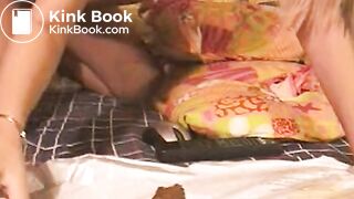 SCAT - Sexy girls Pooping 30