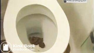 SCAT - Sexy girls Pooping 30