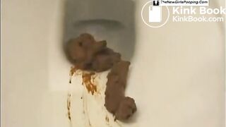 SCAT - Sexy girls Pooping 30