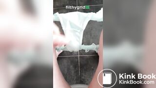 SCAT - Sexy girls Pooping 30