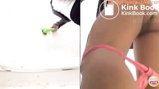 SCAT - Sexy girls Pooping 38