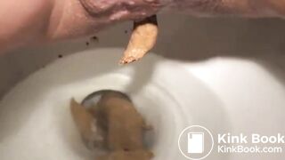 SCAT - Sexy girls Pooping 36