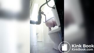 SCAT - Sexy girls Pooping 37