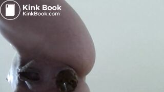 SCAT - Sexy girls Pooping 29