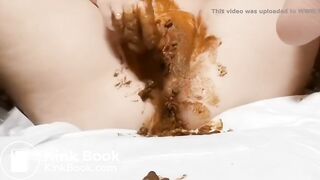 wife puts fresh shit inside her pussy