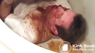 SCAT - Sexy girls Pooping 38