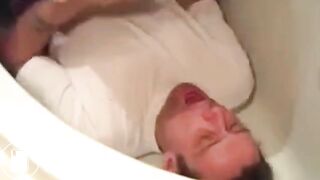 SCAT - Sexy girls Pooping 38