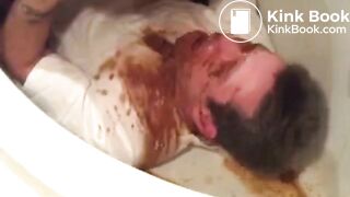 SCAT - Sexy girls Pooping 38