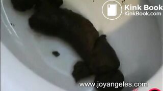 SCAT - Sexy girls Pooping 32
