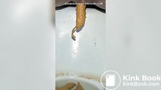 SCAT - Sexy girls Pooping 32