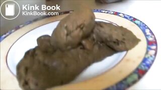 SCAT - Sexy girls Pooping 32