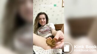 Teen hairy scat
