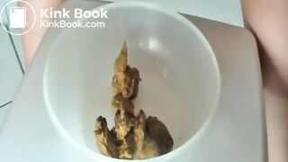 SCAT - Sexy girls Pooping 33