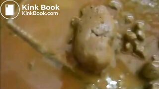 SCAT - Sexy girls Pooping 38