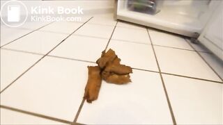 SCAT - Sexy girls Pooping 30