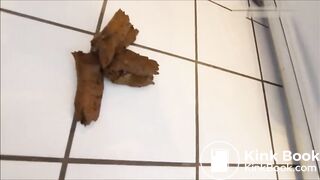 SCAT - Sexy girls Pooping 30