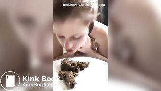 SCAT - Sexy girls Pooping 34