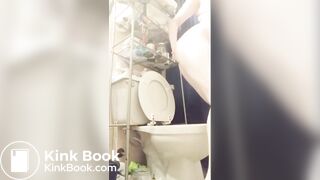 SCAT - Sexy girls Pooping 35