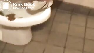 SCAT - Sexy girls Pooping 33