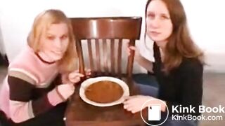 SCAT - Sexy girls Pooping 41