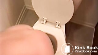 SCAT - Sexy girls Pooping 35