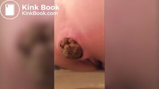 SCAT - Sexy girls Pooping 34